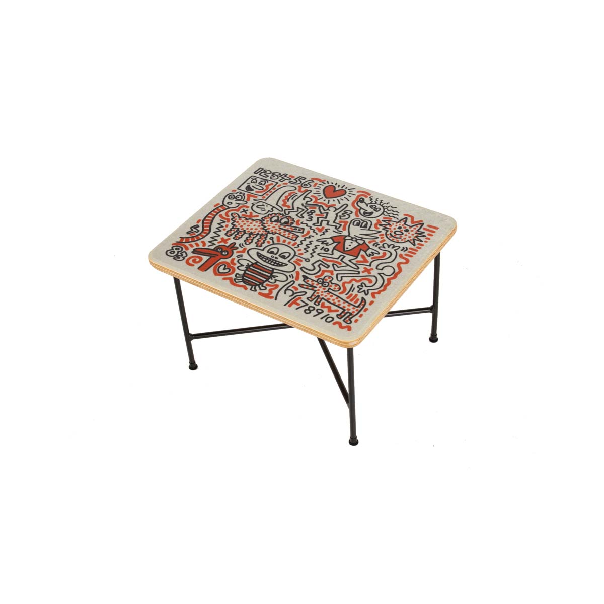 Pets & Friends Case Study Furniture Aiko X Base Table