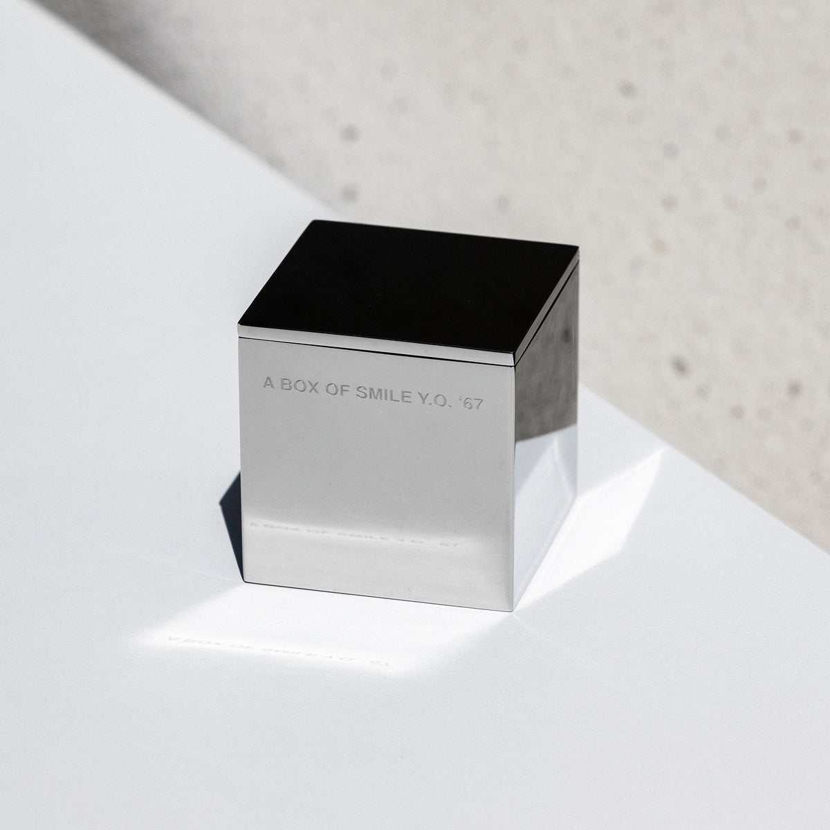 Yoko Ono, A BOX OF SMILE (1967/2026)
